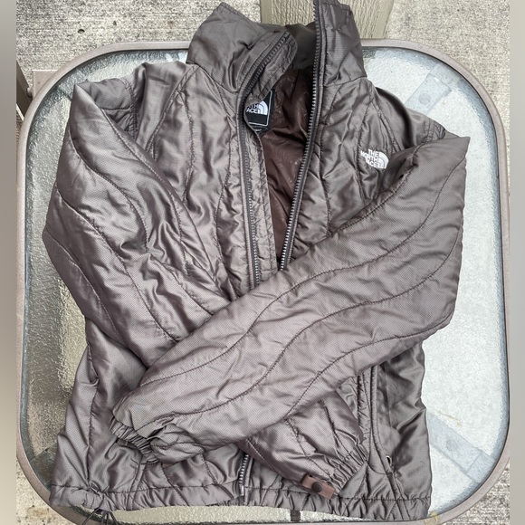 The North Face Thermal Jacket - Picture 8 of 8